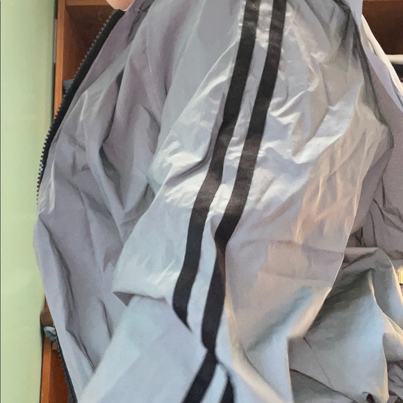 Gray sweater with two black lines - Picture 2 of 4